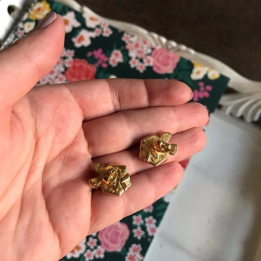 NWOT Gold 